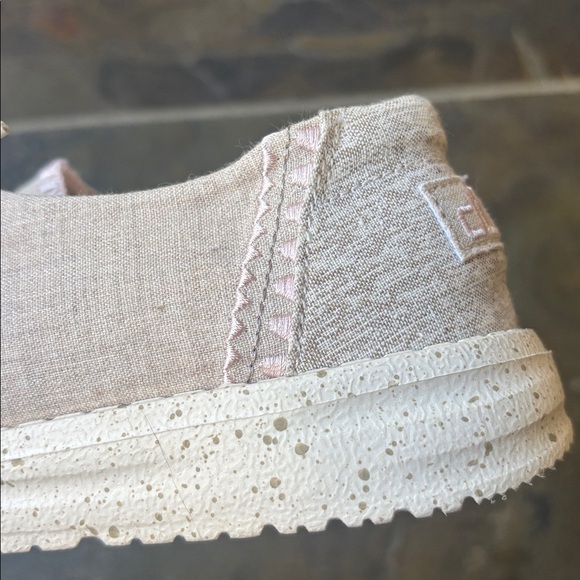 Hey Dude Wendy Shoe - Picture 10 of 13